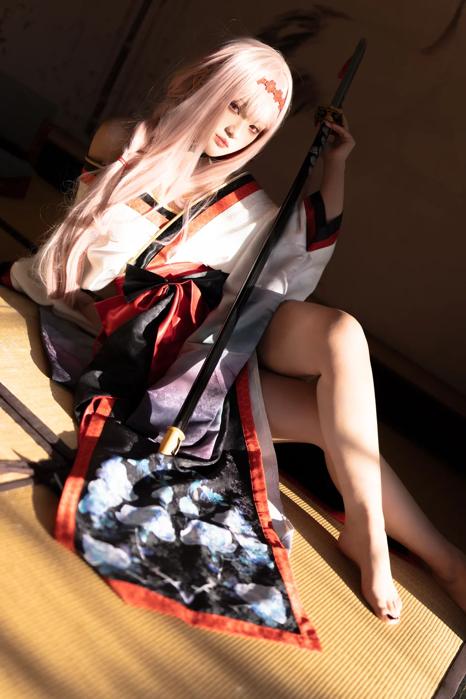 Lu - No.004 红莲 [34P-520MB] tg@simisebaisi 【丝足阁】007.webp